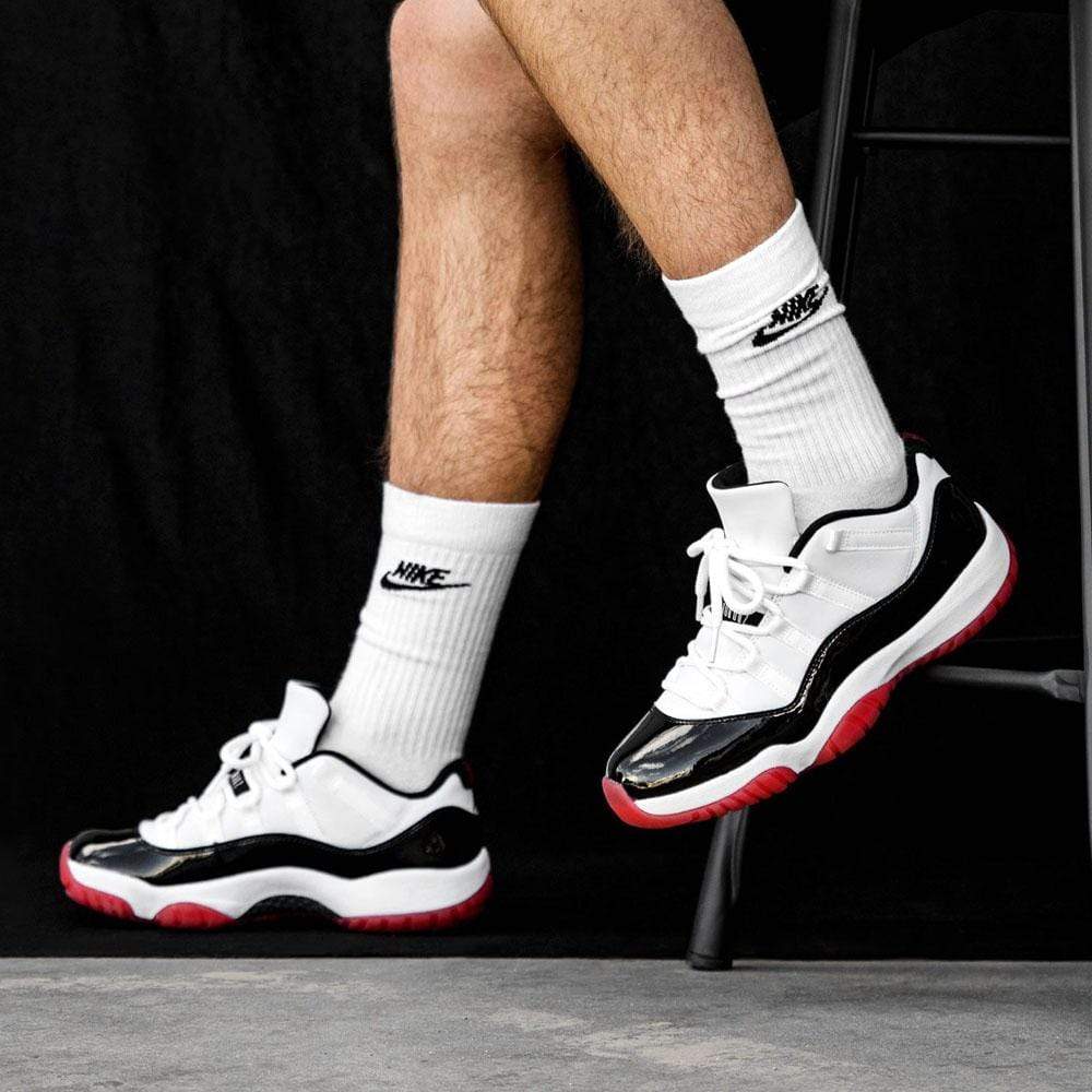Air Jordan 11 Low 'Concord Bred'