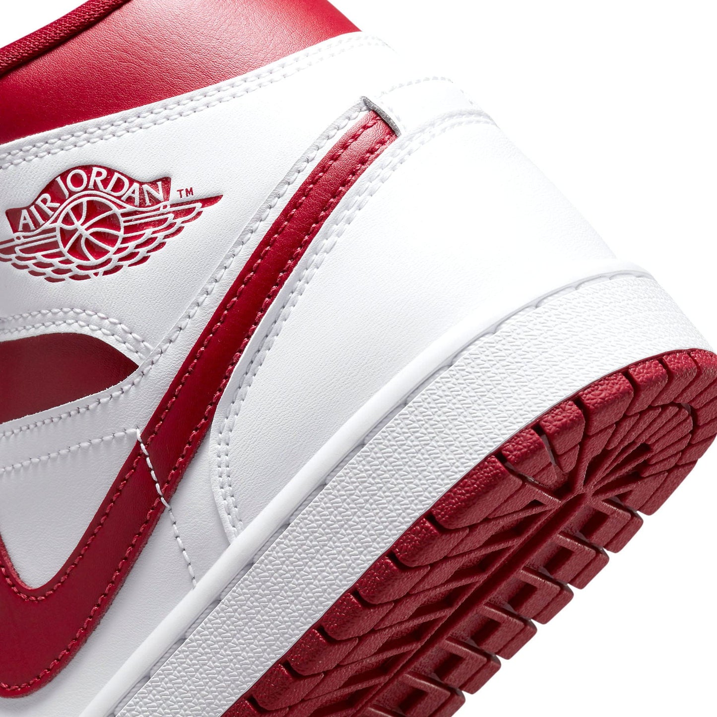 Air Jordan 1 Mid 'Reverse Chicago'