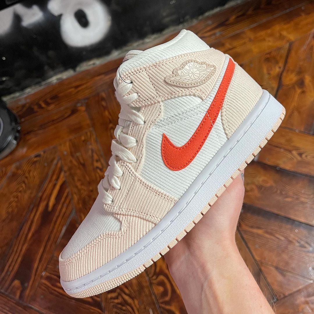 Air Jordan 1 Mid 'Corduroy Sail'