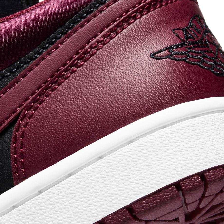 Air Jordan 1 Low 'Dark Beetroot / Gold Pendants'