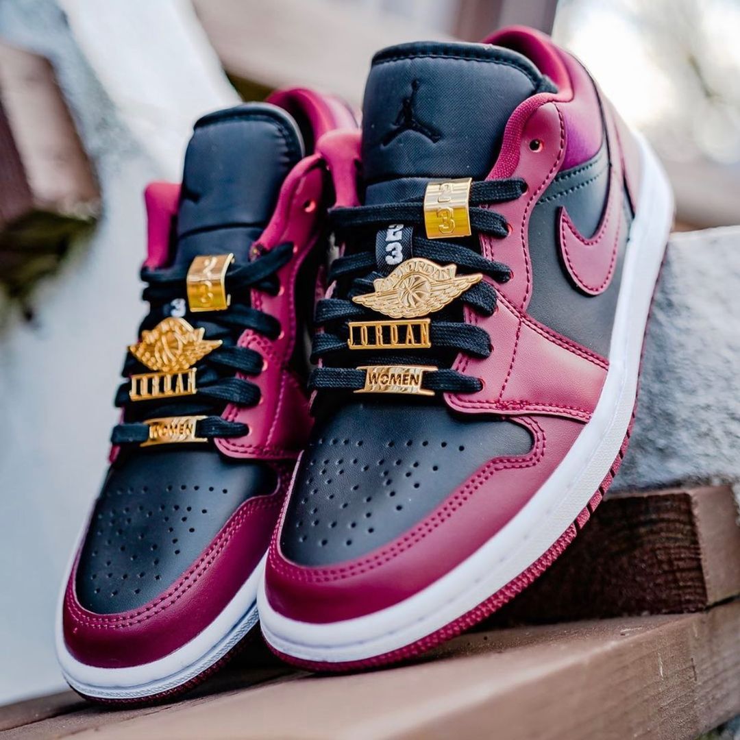 Air Jordan 1 Low 'Dark Beetroot / Gold Pendants'