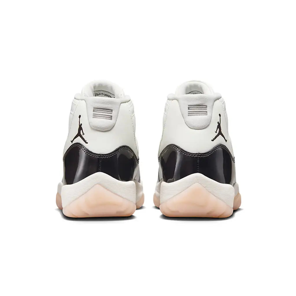 Air Jordan 11 'Neapolitan'