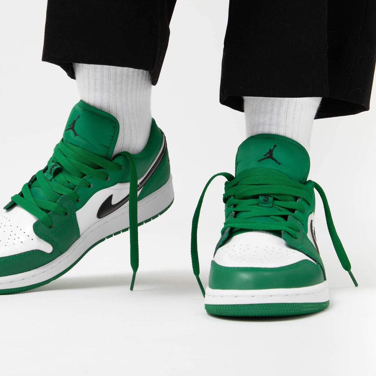 Air Jordan 1 Low 'Pine Green'