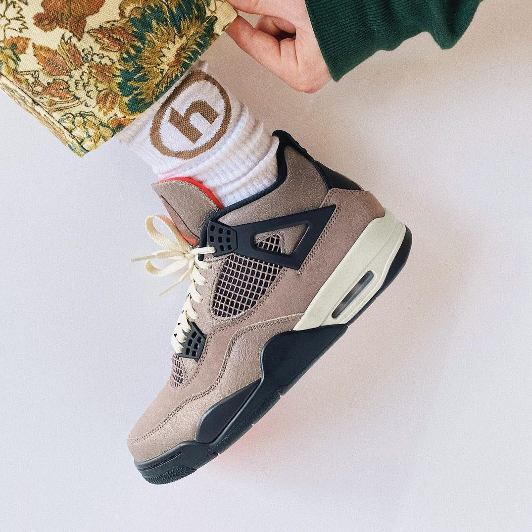 Air Jordan 4 'Taupe Haze'