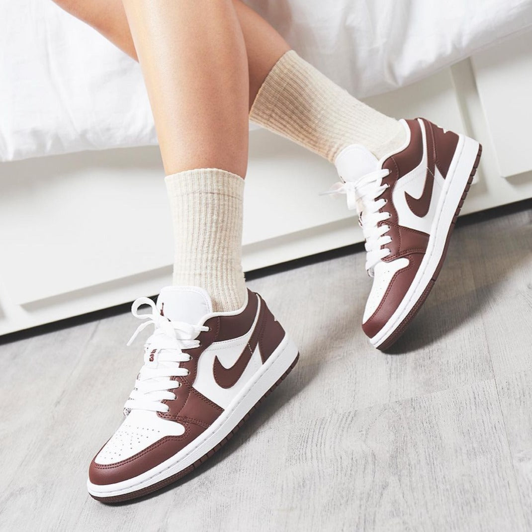 Air Jordan 1 Low 'Team Red'