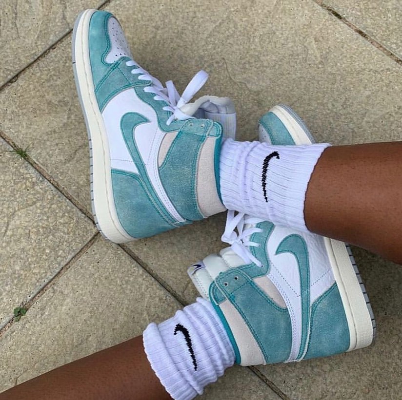 Air Jordan 1 High 'Turbo Green'
