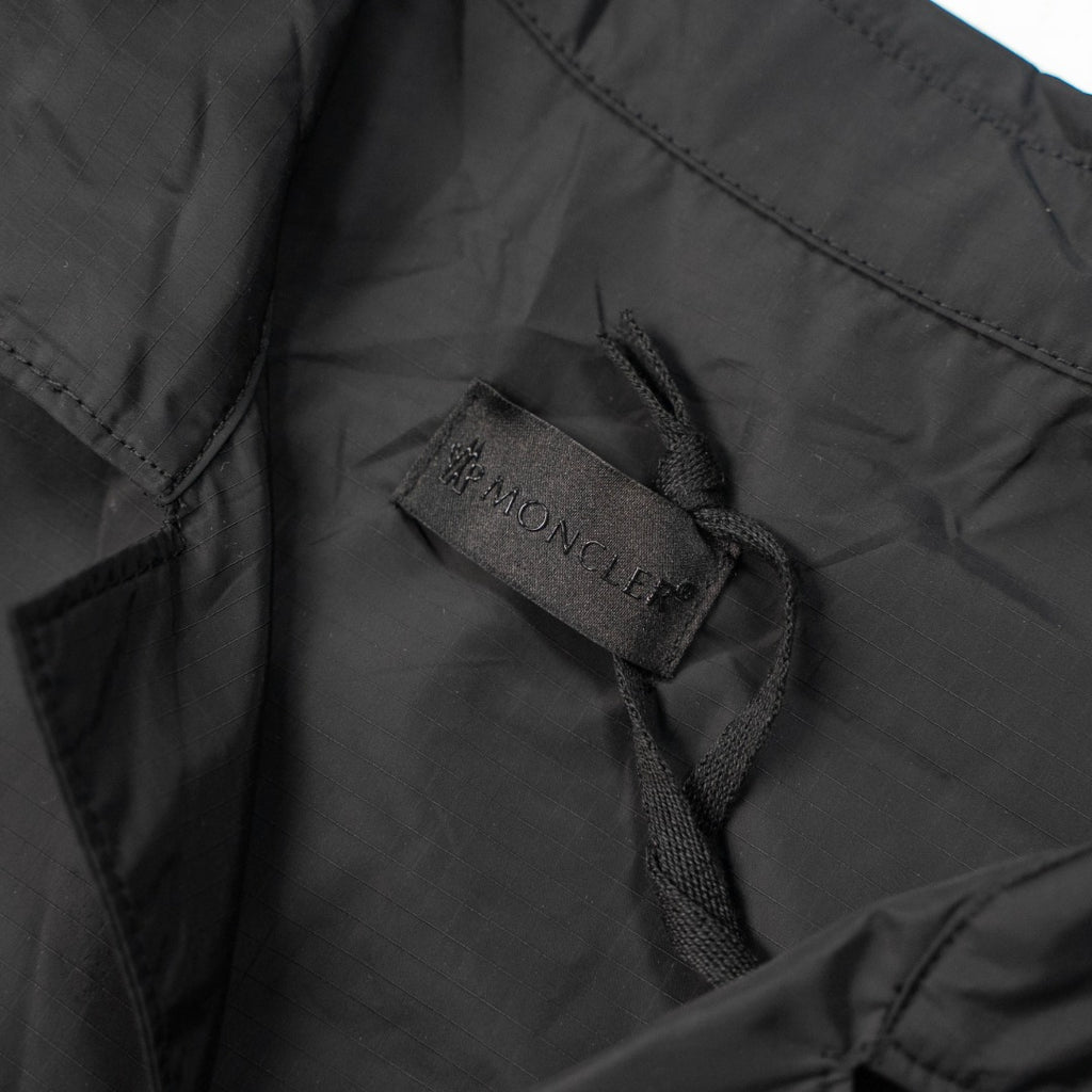 MONCLER MC Logo Patch Pocket Short-Sleeve Shirt