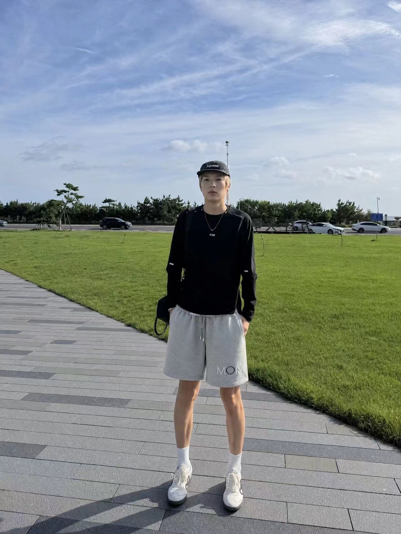 Moncler 2026SS New Embroidered Logo Shorts