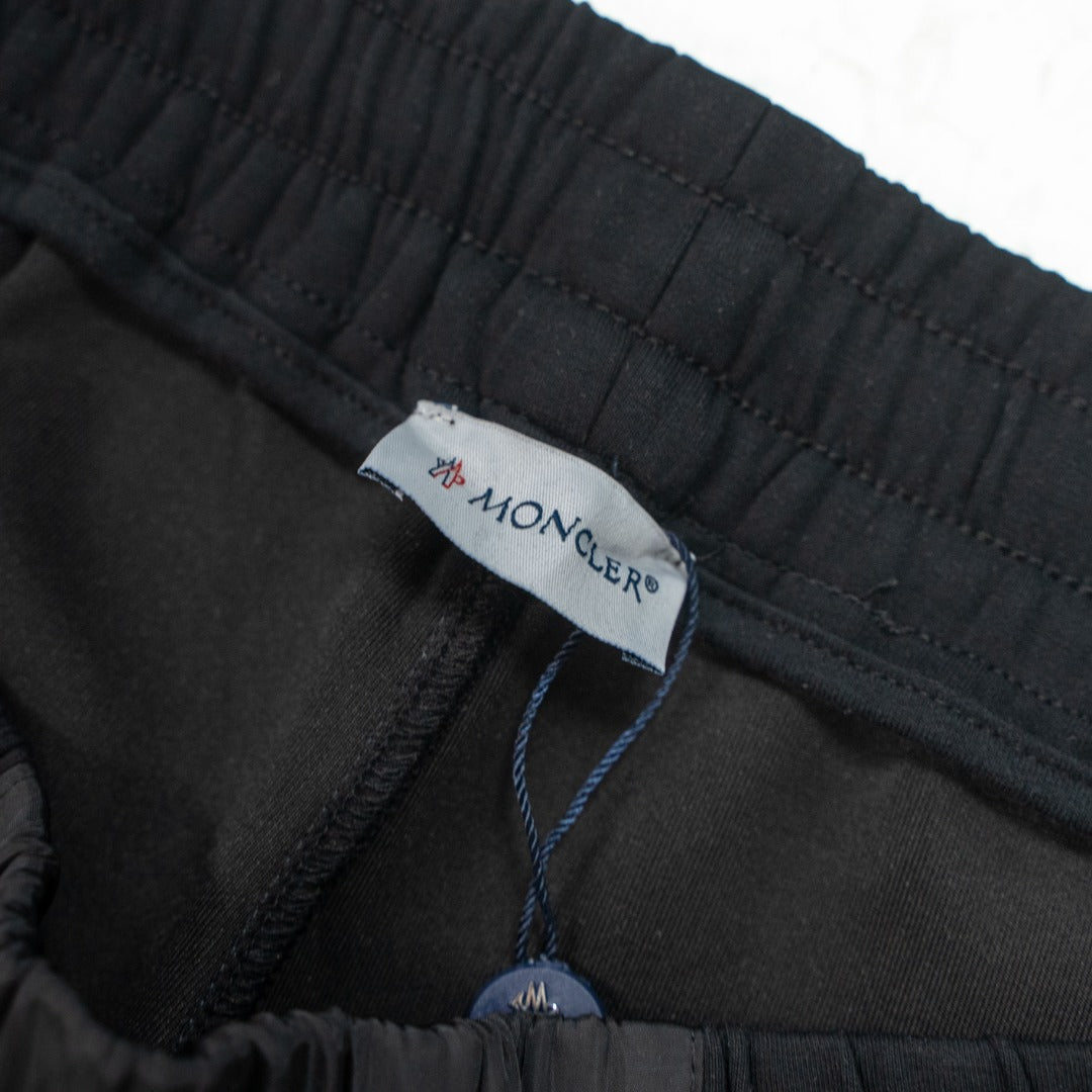 Moncler 2026SS New Embroidered Logo Shorts