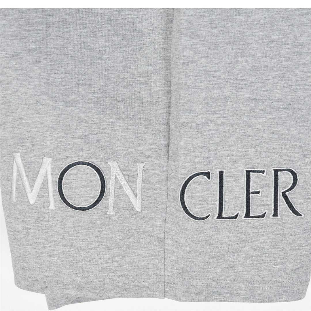 Moncler 26SS Shorts with Side Letter Logo & Back Pocket Badge Embroidery